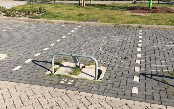 Parkeerplaats te huur in wateringen, Huizen en Kamers, Garages en Parkeerplaatsen, Zuid-Holland