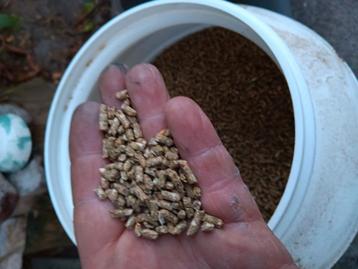 Voer kwartel pluimvee  20 kg in dicht vat beschikbaar voor biedingen