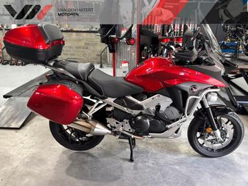HONDA VFR 800 X VFR800 X VFR800X CROSSRUNNER (bj 2015) beschikbaar voor biedingen