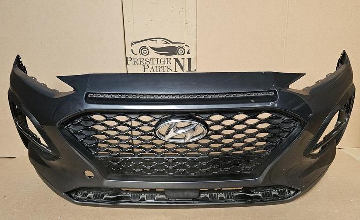 Voorbumper Hyundai Kona Origineel 86511-J900 bj.2017-, Auto-onderdelen, Carrosserie en Plaatwerk, Bumper, Voor, Gebruikt, Herkomst onderdeel bekend