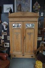 Brocante geloogd grenen kast met spiegelglas, Ophalen