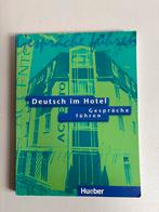 Deutsch im Hotel Gesprache fuhren - Hueber, Ophalen of Verzenden, Gelezen, Management