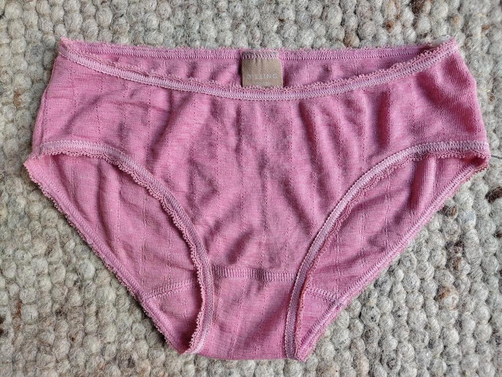 ≥ Roze onderbroek Dilling van merinowol/zijde 122/128