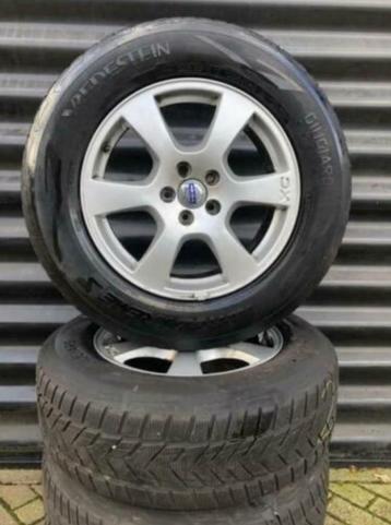 17" Orig Segin volvo Xc60 Velgen Vredestein WinterBanden beschikbaar voor biedingen
