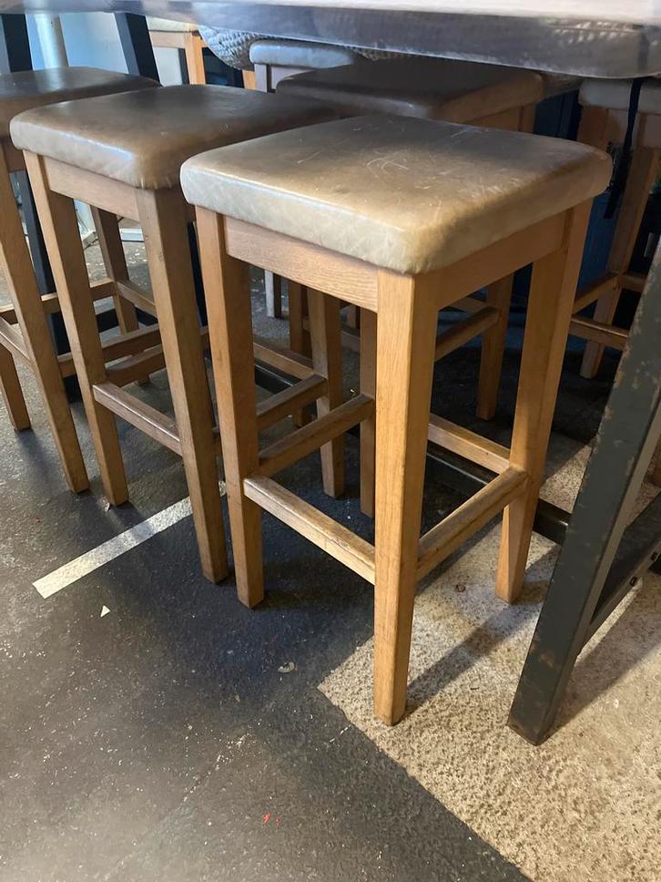 Eikenhouten barkruk met lederen zitting (74cm), Huis en Inrichting, Barkrukken, Gebruikt, 60 tot 90 cm, Hout, 5 krukken of meer