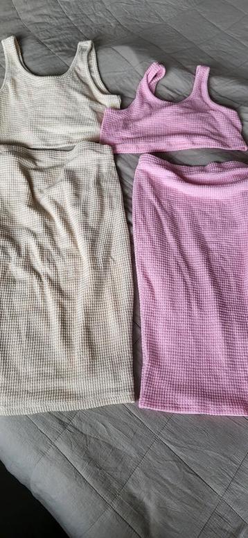 Heel veel mama kleding maten staan op de foto's beschikbaar voor biedingen