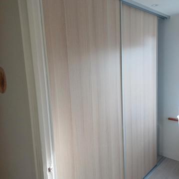 Storemax schuifdeuren in zeer goede staat. beschikbaar voor biedingen