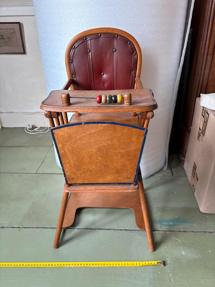 Antieke Poppenstoel met Rode Zitting, Antiek en Kunst, Antiek | Speelgoed, Ophalen of Verzenden