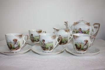 4-persoons kinderserviesje beschikbaar voor biedingen