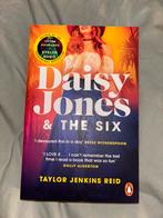 Daisy Jones & The Six - Taylor Jenkins Reid, Engels, Ophalen of Verzenden, Zo goed als nieuw, Amerika
