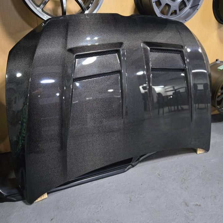 Seibon Carbon DV-style motorkap - Volkswagen Golf 8 22+, Auto diversen, Tuning en Styling, Ophalen of Verzenden