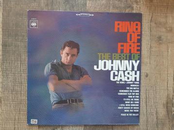 LP Johnny Cash / Ring of fire - the best of Johnny Cash beschikbaar voor biedingen