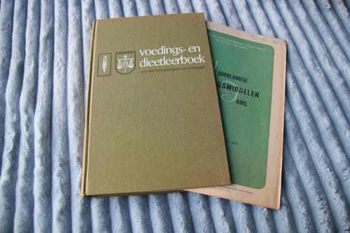 Voedings en dieetleerboek voor leerlingverpleegsters en verp, Boeken, Schoolboeken, Gelezen, Overige niveaus, Ophalen of Verzenden