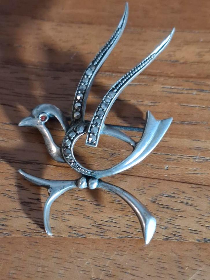 Zilveren Broche Vogel., Sieraden, Tassen en Uiterlijk, Broches, Zo goed als nieuw, Zilver, Zilver, Minder dan 4 cm, Ophalen of Verzenden