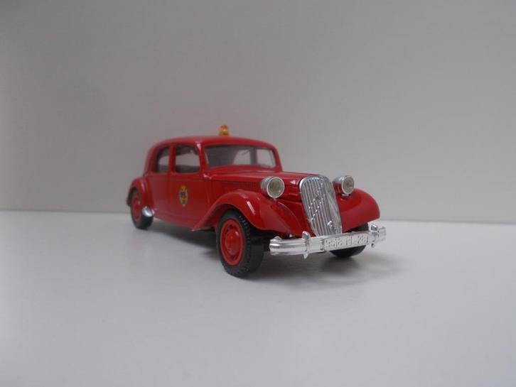 4676 Citroën 15-Six Traction Avant Solido 1:43, Hobby en Vrije tijd, Modelauto's | 1:43, Gebruikt, Auto, Solido, Ophalen of Verzenden