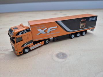DAF XF Vrachtwagen Model - Oranje beschikbaar voor biedingen