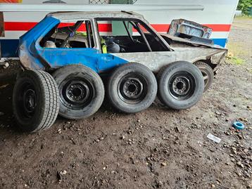 8 steek velgen 16.5 inch beschikbaar voor biedingen