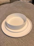 Servies - 18 Delig, Huis en Inrichting, Keramiek, Ophalen of Verzenden, Zo goed als nieuw, Effen