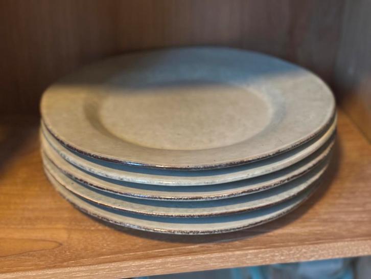 Riverdale Grote Borden - Set van 5, Huis en Inrichting, Keuken | Servies, Zo goed als nieuw, Bord(en), Effen, Aardewerk, Ophalen