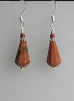 Prachtige oorbellen met Mokaiet facet druppels, Hangers, Bruin, Verzenden, Nieuw