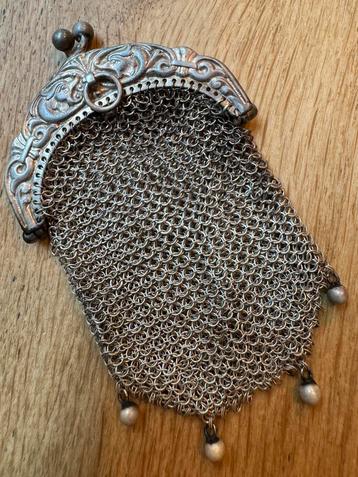 Antieken kettingbeurs (zonder initialen) beschikbaar voor biedingen