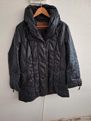 Gerry Weber, mooie winterjas met grote kraag, maat L beschikbaar voor biedingen