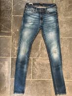 2 Spijkerbroeken Jack & Jones maat 30/34 en maat 170, Ophalen of Verzenden, Zo goed als nieuw, Blauw, W32 (confectie 46) of kleiner