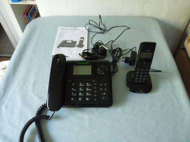 DORO 4005 seniorentelefoon van vaste- en draadloze telefoon;, Ophalen of Verzenden, Zo goed als nieuw