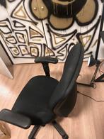 Desk chair + Gaming desk, Gebruikt, Zwart, Ophalen of Verzenden, Bureaustoel