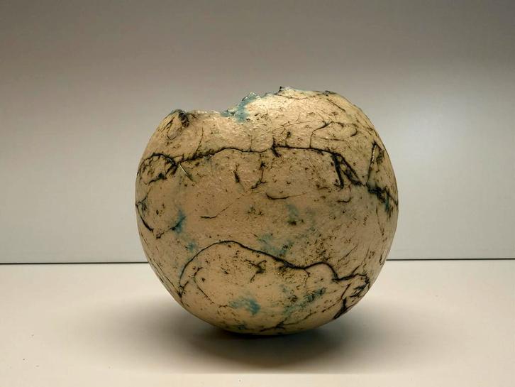 Unieke Handgemaakte Raku Vaas – Horsehair Keramiek, Antiek en Kunst, Kunst | Beelden en Houtsnijwerken, Ophalen of Verzenden