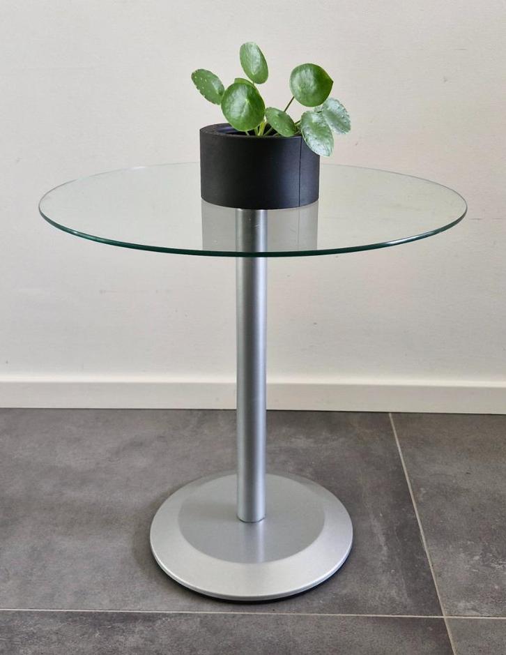 Design bijzettafel rond glazen blad metalen poot, Huis en Inrichting, Tafels | Bijzettafels, Gebruikt, Rond, 45 tot 60 cm, Minder dan 55 cm