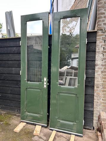 Dubbele buitendeur met dubbelglas  beschikbaar voor biedingen