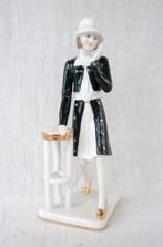 Art Deco beeldje - Dame in 20er jaren stijl gekleed, Ophalen, Zo goed als nieuw, Mens
