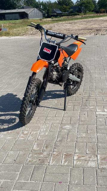 Pitbike 125cc beschikbaar voor biedingen