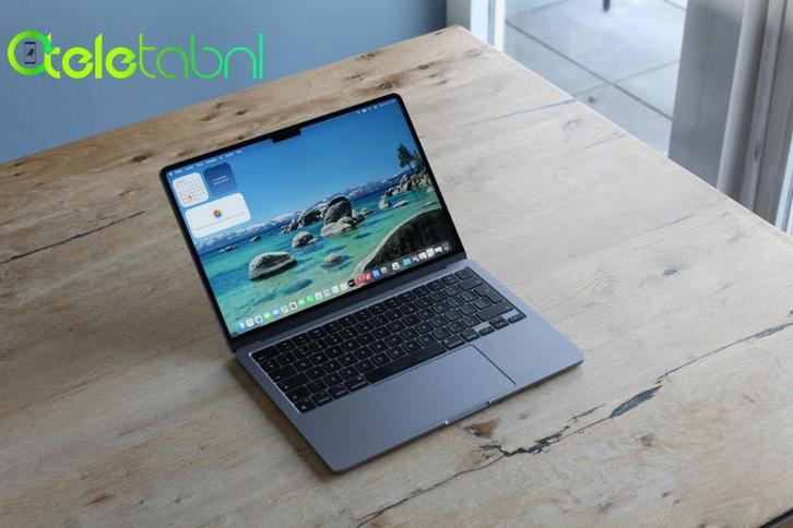 MacBook Air M2 - 256GB - 16GB RAM - 13,6-inch - Spacegrijs, Computers en Software, Apple Macbooks, Zo goed als nieuw, MacBook Air