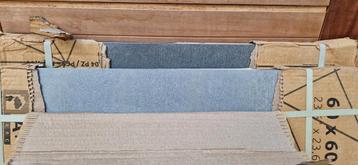 Badkamertegels 60x60 2 kleuren grijs beide 4,2m2 beschikbaar voor biedingen