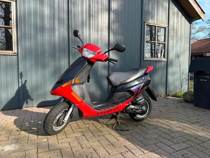 Peugeot zenith 2-takt blauw kenteken, Fietsen en Brommers, Scooters | Peugeot, Gebruikt, Overige modellen, Benzine, Ophalen