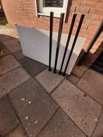 Wit bureau met zwarte poten 120 cm x 60 x 80 cm., Ophalen, Zo goed als nieuw