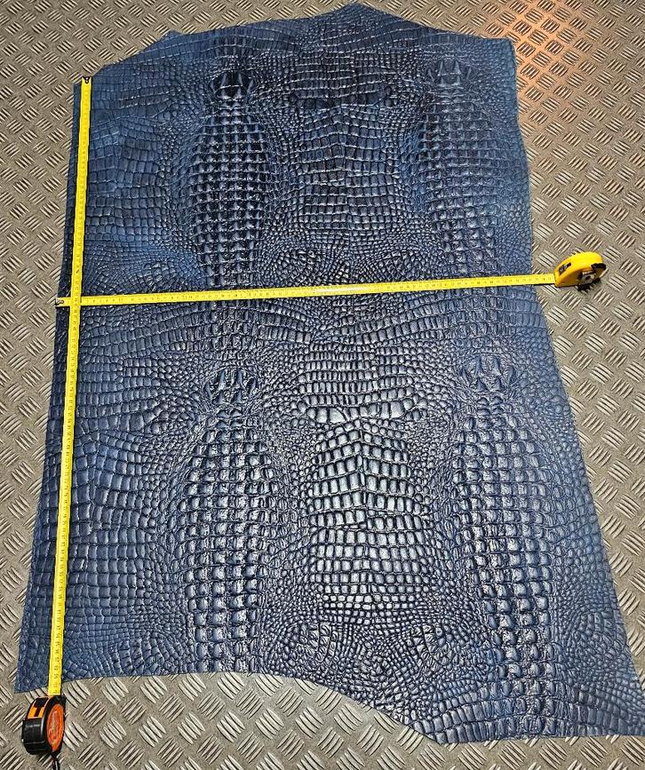 Tuig - Leer Spijkerblauw(zie omschrijving), Hobby en Vrije tijd, Stoffen en Lappen, Nieuw, Leer of Kunstleer, 30 tot 120 cm, 30 tot 200 cm