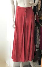 Minimum Moves soepel maxi lange rok rood terracotta M, Maat 38/40 (M), Overige kleuren, Verzenden, Zo goed als nieuw