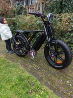 fatbike amsterdam zuidoost, Fietsen en Brommers, Brommerhelmen, Ophalen of Verzenden