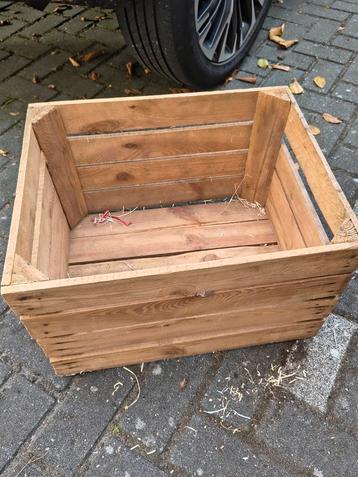 Houten Kratje - Decoratief & Praktisch beschikbaar voor biedingen