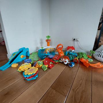 Vtech garage en vliegtuig set beschikbaar voor biedingen