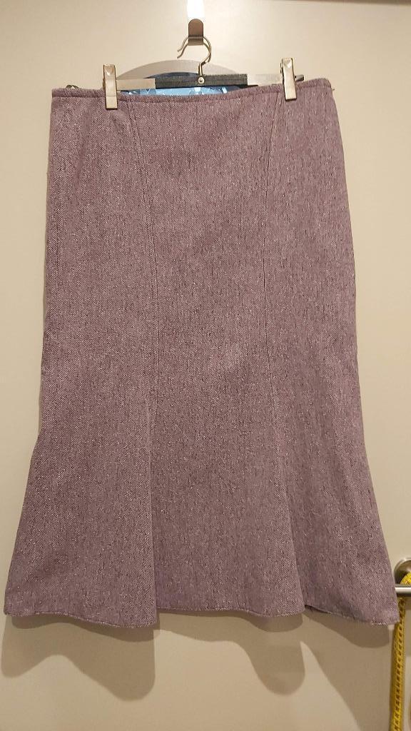 Taifun rok, in wol en zijde 38/40, elegant & vrouwelijk, Kleding | Dames, Rokken, Zo goed als nieuw, Maat 38/40 (M), Onder de knie