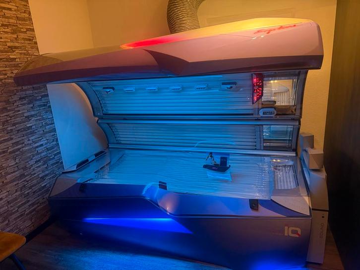 Ergoline Zonnebank 900 - Professioneel model, Witgoed en Apparatuur, Zonnebanken en Gezichtsbruiners, Gebruikt, Zonnebank dubbelzijdig