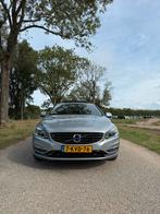 Volvo V60 D6 PIH Summum 2013. Nieuwe APK. Trekhaak. VOL!, Auto's, Automaat, 1849 kg, Zwart, Vierwielaandrijving
