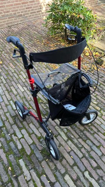 Als Nieuwe Rollator Gemino 30 / Lichtgewicht-Opvouwbaar  beschikbaar voor biedingen
