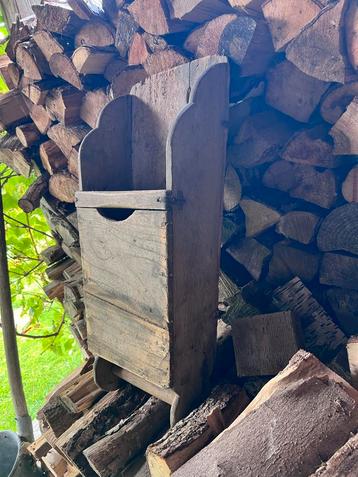 Zeer Decoratieve Antieke Houten Graanschep beschikbaar voor biedingen