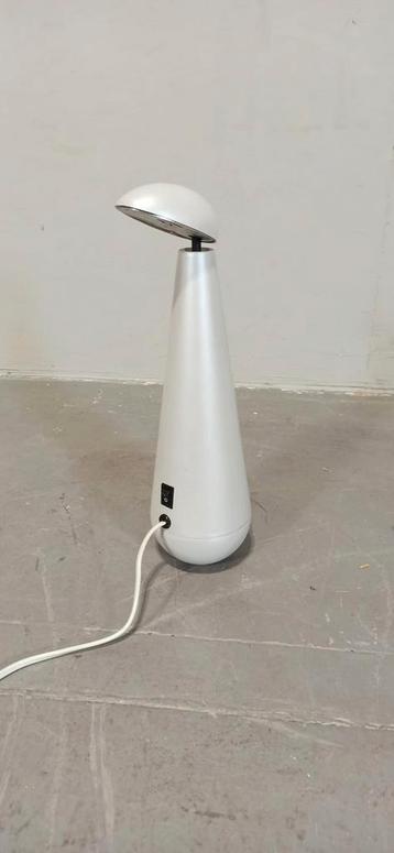 Vintage Penguin tafellamp, Massive  beschikbaar voor biedingen