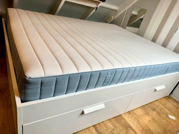Ikea Brimnes bed met Valevag matras - afbeelding 3